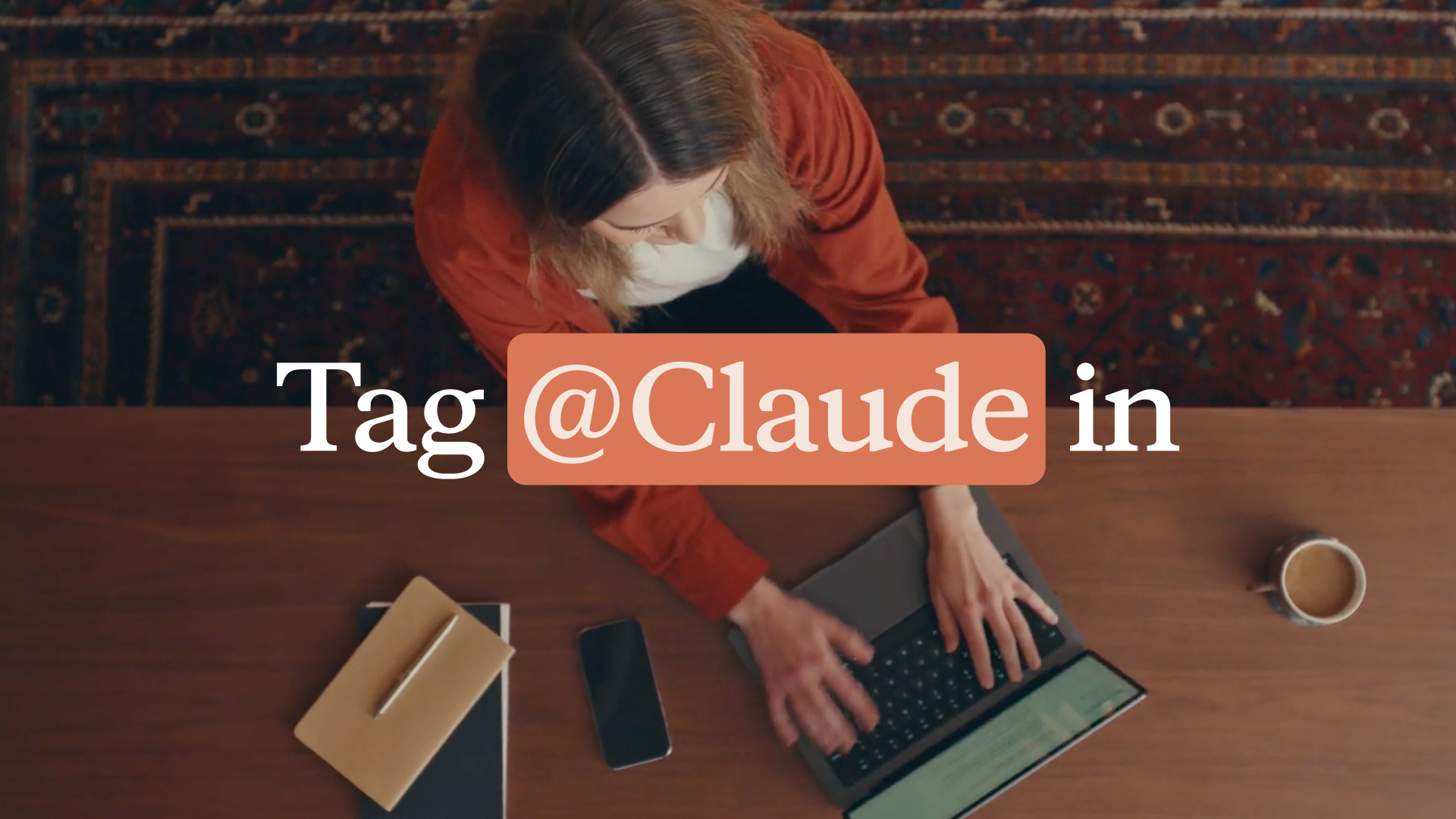 תמונת מסך מתוך סרטון המציג את Claude Tag בפעולה ב-Slack.